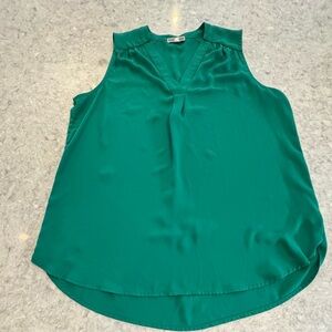 EUC Pleione Sleeveless Kelly Green Blouse